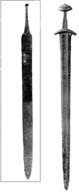 (слева) Железный англосаксонский меч, найденный в Темзе у Сьен Рич. Хорошо видна крошечная часть навершия наконечника рукояти, которым крепилась на хвостовике сама,  теперь отсутствующая, рукоять. Два округлых отверстия на левой части клинка – следы неизвестного происхождения. (Представлено, благодаря любезности Правления попечителей Британского Музея). (справа) Меч из реки Уитэм в Линкольншире – обыкновенный англосаксонский меч X в., подверженный скандинавским традициям. (Представлено, благодаря любезности Правления попечителей Британского Музея)